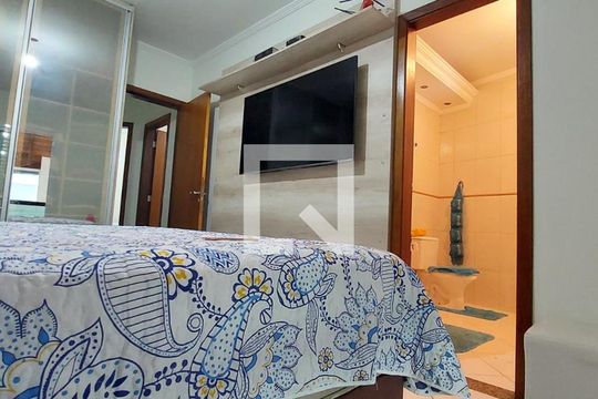 Quarto 1 suíte de casa à venda com 3 quartos, 200m² em Jardim Progresso, Santo André
