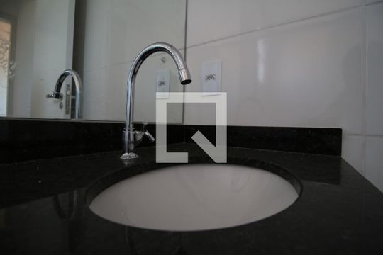 Banheiro de apartamento à venda com 1 quarto, 54m² em Vila Independencia, São Paulo