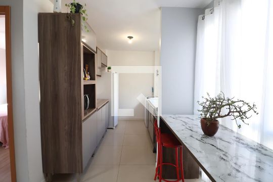 Cozinha e Área de Serviço de apartamento à venda com 2 quartos, 42m² em Estância Velha, Canoas