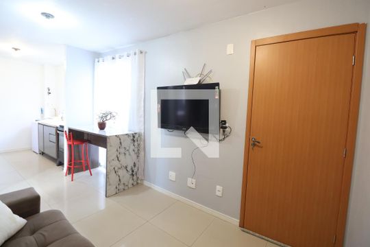 Sala de apartamento à venda com 2 quartos, 42m² em Estância Velha, Canoas