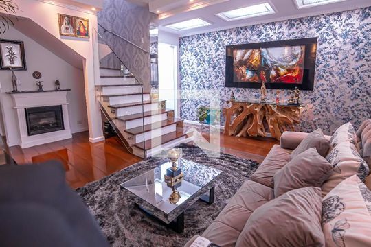 Casa à venda com 4 quartos, 240m² em Vila Nair, São Paulo