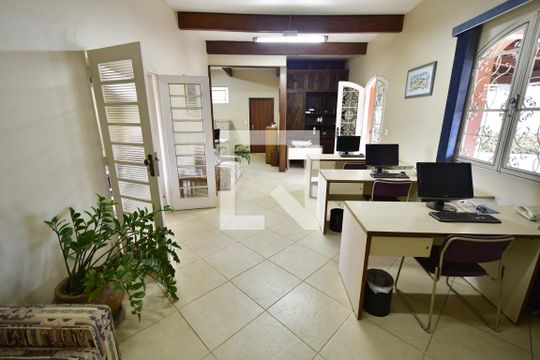Sala 1 de casa à venda com 4 quartos, 345m² em Chácara Primavera, Campinas
