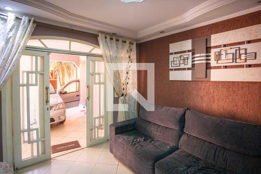Sala de casa à venda com 3 quartos, 252m² em Centro, Diadema