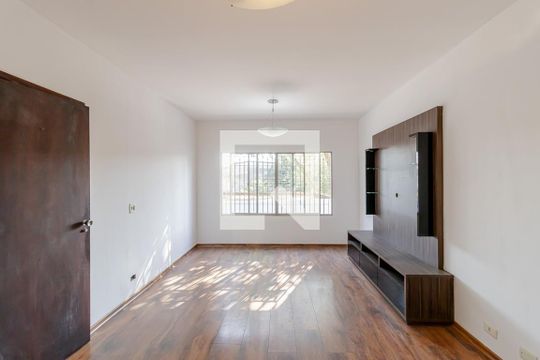 Sala de casa à venda com 3 quartos, 140m² em Jardim Santa Emília, São Paulo