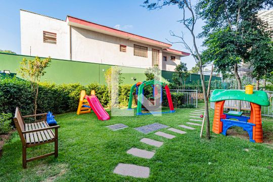 Área comum - Playground de kitnet/studio para alugar com 1 quarto, 29m² em Butantã, São Paulo