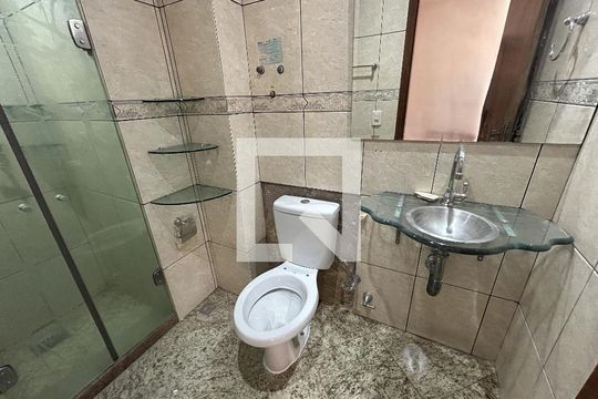 Banheiro de apartamento à venda com 2 quartos, 69m² em Irajá, Rio de Janeiro