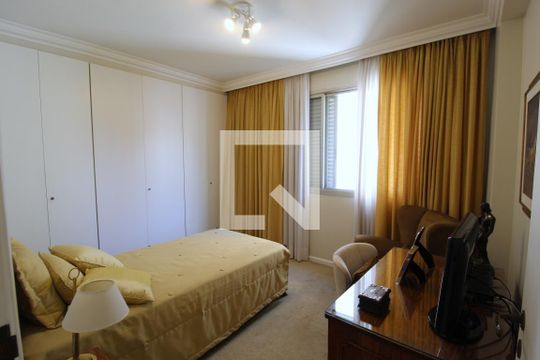 Quarto 1 de apartamento à venda com 3 quartos, 138m² em Itaim Bibi, São Paulo