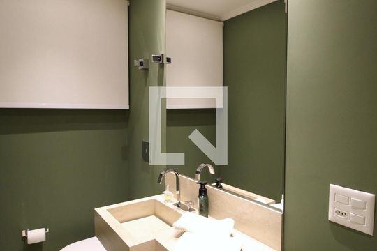 Lavabo de apartamento à venda com 3 quartos, 138m² em Itaim Bibi, São Paulo
