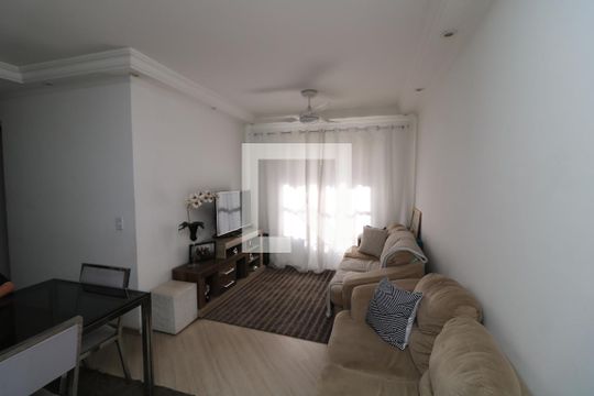Apartamento para alugar com 3 quartos, 68m² em Jardim Colina, São Paulo