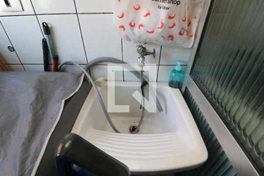 Área de Serviço de apartamento para alugar com 3 quartos, 68m² em Jardim Colina, São Paulo
