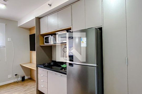 Cozinha de kitnet/studio à venda com 1 quarto, 26m² em Belenzinho, São Paulo