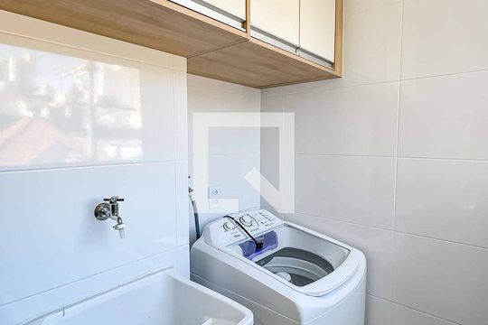 Área de Serviço de apartamento para alugar com 2 quartos, 40m² em Vila Paulicéia, São Paulo