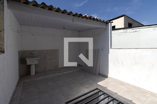 terraço com área de seviço coberta de casa à venda com 2 quartos, 55m² em Sacomã, São Paulo