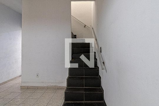 acesso para os pisos de casa à venda com 2 quartos, 55m² em Sacomã, São Paulo