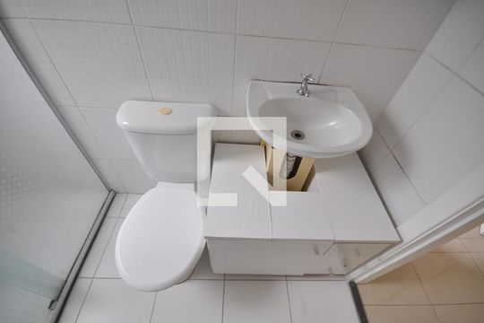 Banheiro de apartamento para alugar com 2 quartos, 46m² em Jardim Leonor Mendes de Barros, São Paulo