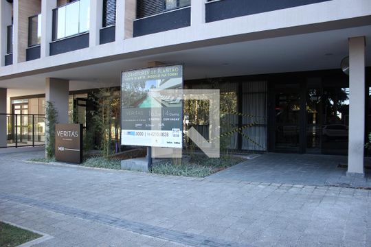 Entrada dos Apartamentos de kitnet/studio à venda com 1 quarto, 31m² em Pinheiros, São Paulo