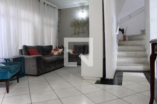 Sala de casa à venda com 3 quartos, 140m² em Vila Carrao, São Paulo