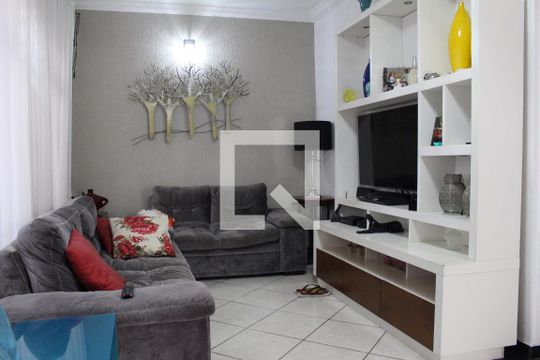 Casa à venda com 3 quartos, 140m² em Vila Carrao, São Paulo