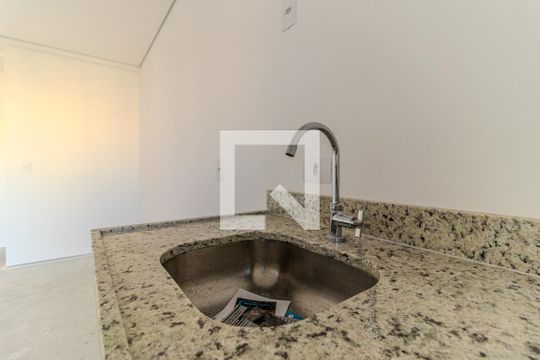 Cozinha de apartamento à venda com 1 quarto, 70m² em Santa Efigênia, São Paulo