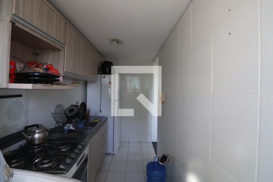 Cozinha e Área de Serviço de apartamento à venda com 2 quartos, 43m² em Igara, Canoas