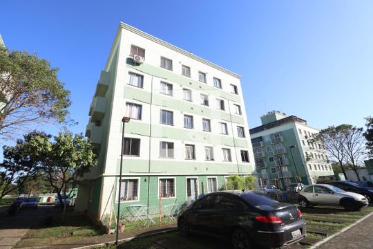 Fachada do bloco de apartamento à venda com 2 quartos, 43m² em Igara, Canoas