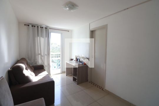 Apartamento à venda com 2 quartos, 43m² em Igara, Canoas