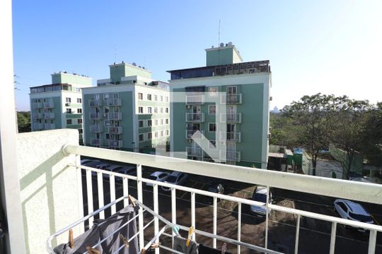 Sacada de apartamento à venda com 2 quartos, 43m² em Igara, Canoas