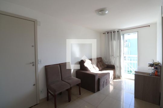 Sala de apartamento à venda com 2 quartos, 43m² em Igara, Canoas