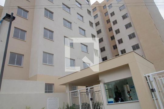 Fachada de apartamento para alugar com 2 quartos, 33m² em Piqueri, São Paulo