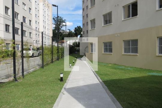Área comum de apartamento para alugar com 2 quartos, 33m² em Piqueri, São Paulo