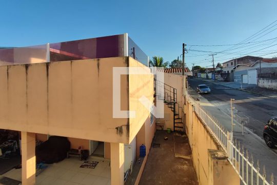 Quintal de casa à venda com 3 quartos, 267m² em Jardim Campos Eliseos, Campinas