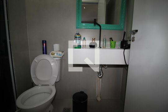 Banheiro de apartamento à venda com 1 quarto, 54m² em Socorro, São Paulo