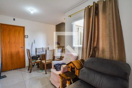 Sala de apartamento à venda com 2 quartos, 100m² em Vila Pinheirinho, Santo André