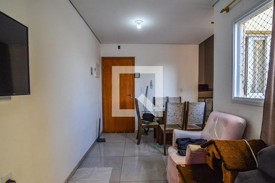 Apartamento à venda com 2 quartos, 100m² em Vila Pinheirinho, Santo André