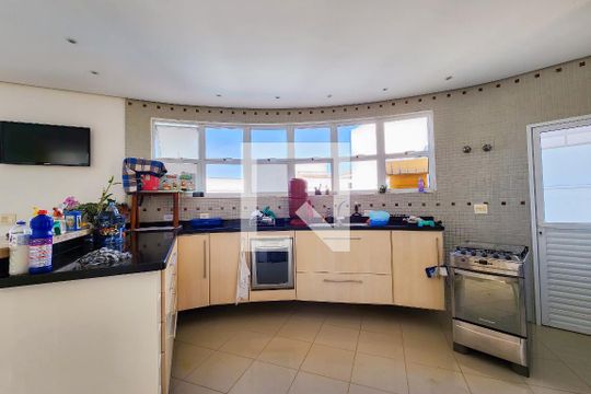 Cozinha de casa de condomínio para alugar com 3 quartos, 316m² em Vila Zeze, Jacareí