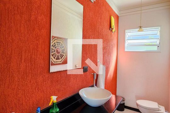 Lavabo de casa de condomínio para alugar com 3 quartos, 316m² em Vila Zeze, Jacareí