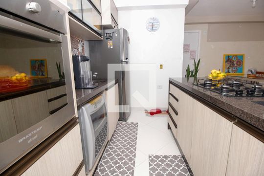 Cozinha de apartamento para alugar com 2 quartos, 64m² em Jardim Parque Morumbi, São Paulo