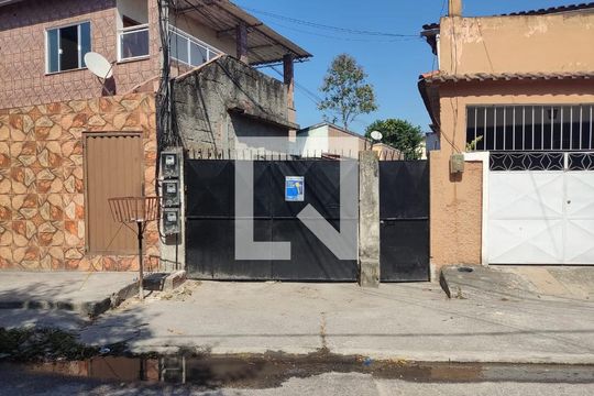 Fachada de apartamento para alugar com 1 quarto, 35m² em Colubandê, São Gonçalo