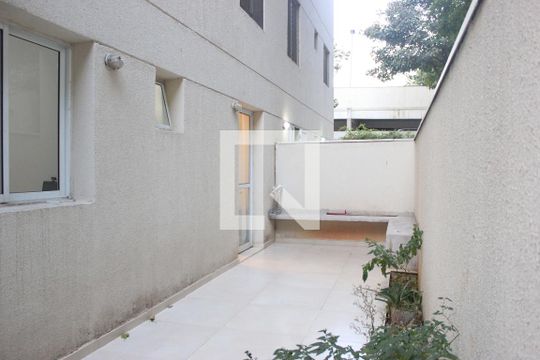 Quintal de apartamento para alugar com 2 quartos, 80m² em Centro, Guarulhos