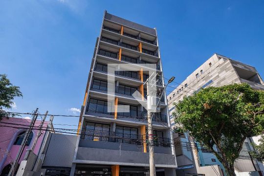 Fachada de apartamento à venda com 1 quarto, 28m² em Pinheiros, São Paulo