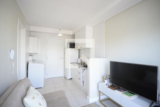 Sala de kitnet/studio à venda com 1 quarto, 30m² em Jardim da Glória, São Paulo