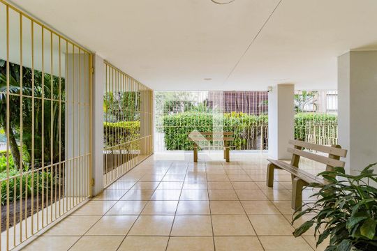Hall Social de apartamento para alugar com 1 quarto, 44m² em Moinhos de Vento, Porto Alegre