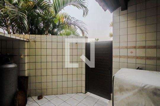 Área de Serviço de casa de condomínio à venda com 3 quartos, 130m² em Jardim Sabará, Porto Alegre