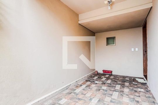 Garagem de casa de condomínio à venda com 3 quartos, 130m² em Jardim Sabará, Porto Alegre