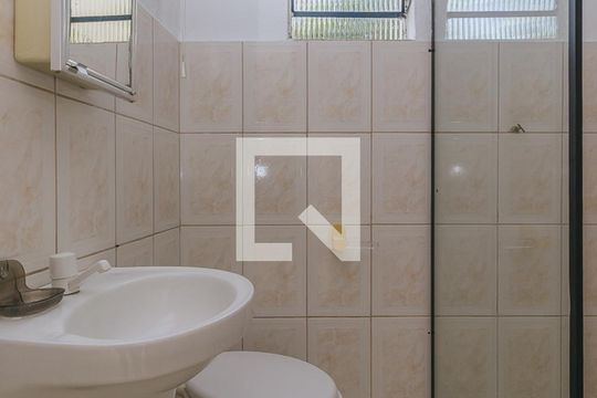 Banheiro de kitnet/studio para alugar com 1 quarto, 25m² em Jardim Satélite, São José dos Campos