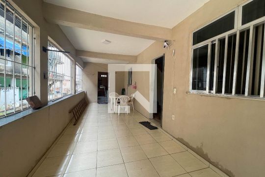 Varanda de casa para alugar com 2 quartos, 76m² em Vila Leopoldina, Duque de Caxias