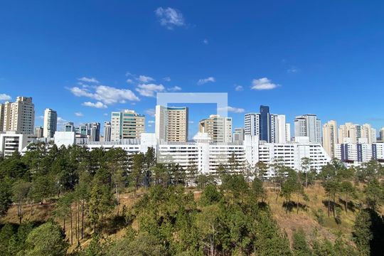 Vista de apartamento para alugar com 2 quartos, 170m² em Belvedere, Belo Horizonte