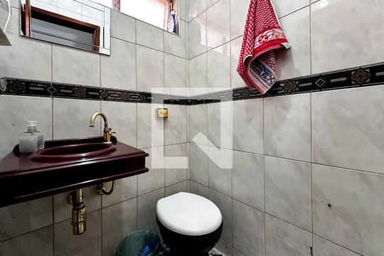Lavabo de casa à venda com 3 quartos, 137m² em Jardim Monte Azul, São Paulo