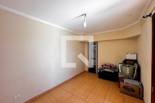 Quarto de Serviço de casa à venda com 3 quartos, 137m² em Jardim Monte Azul, São Paulo