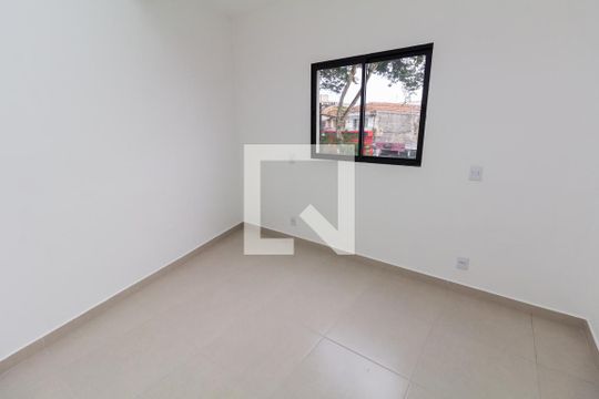 Quarto 1 de apartamento para alugar com 2 quartos, 39m² em Vila Euthalia, São Paulo